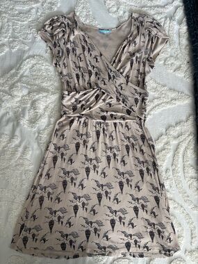 LEIFNOTES (Anthropologie) Beige Printed Wrap-Style Women's Dress